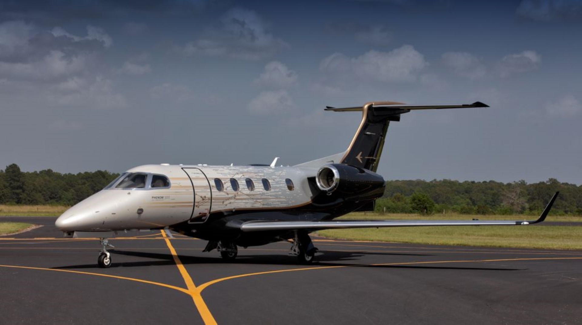 Image of tail N818RP