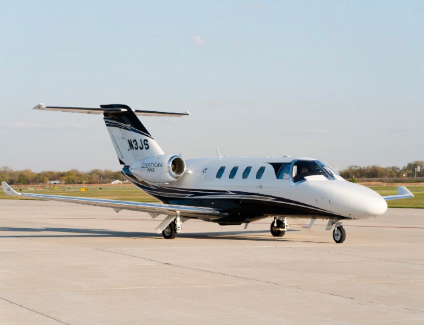 Image of tail N821CD