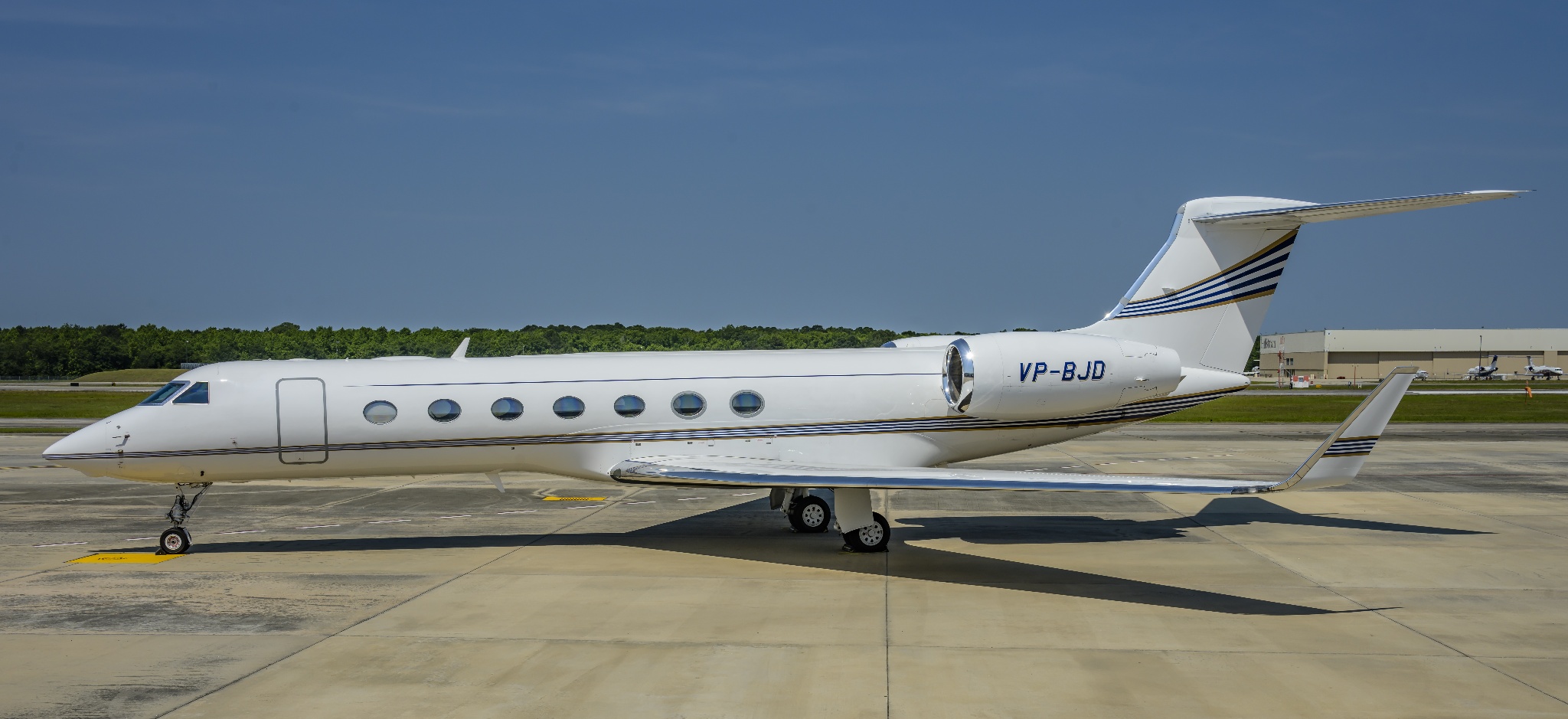Image of tail N822BD