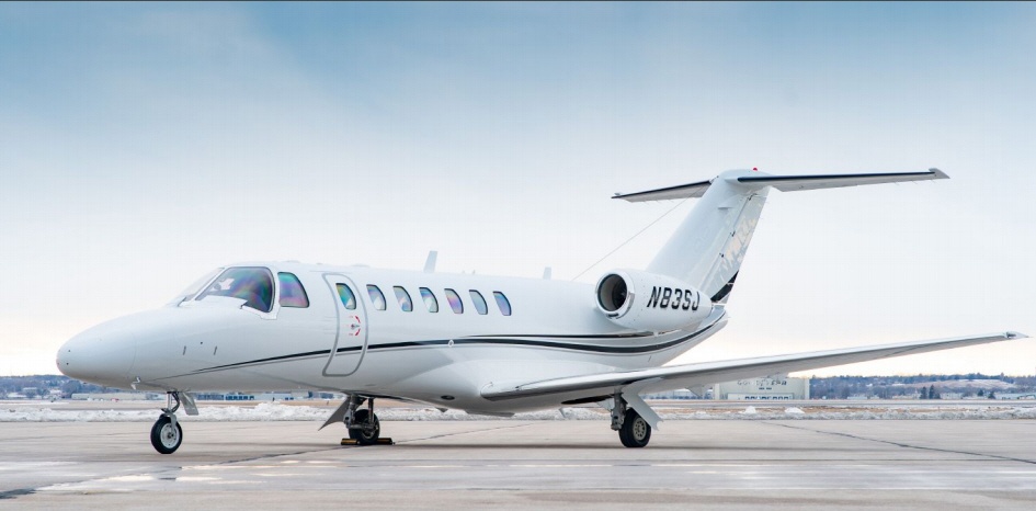 Image of tail N83SJ