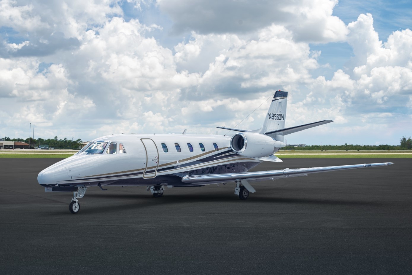 Image of tail N83SP