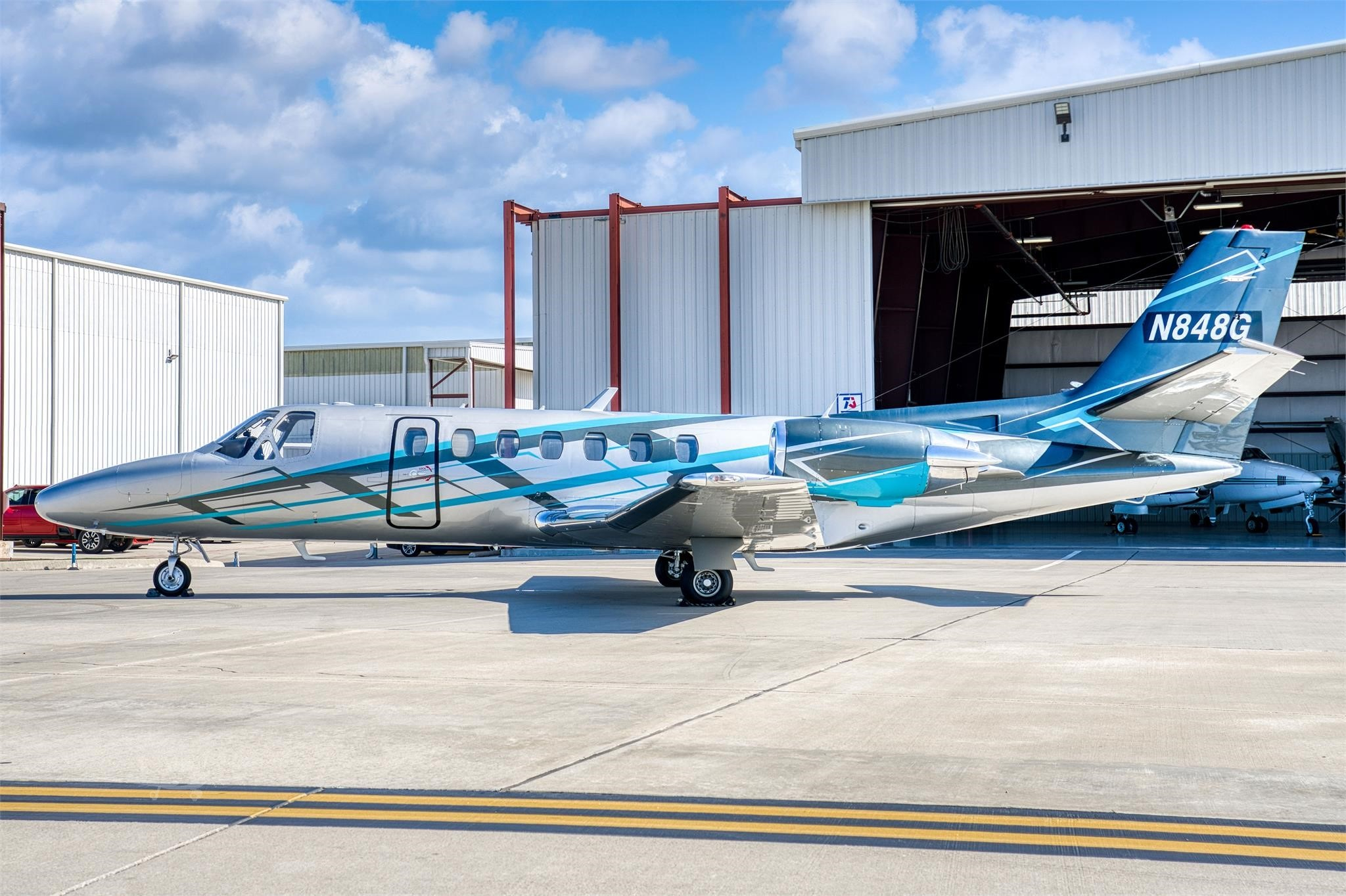 Image of tail N848G