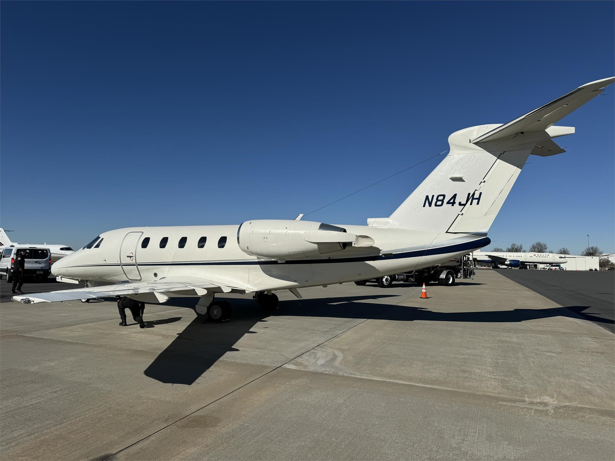 Image of tail N84JH