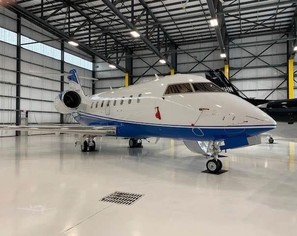 Image of tail N858CV