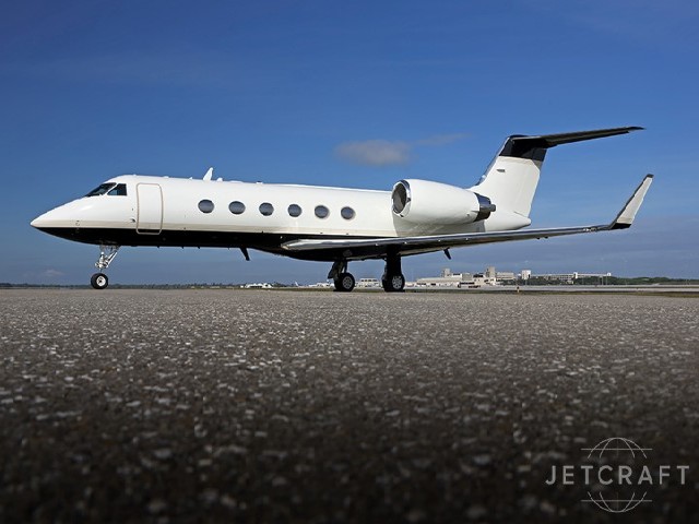 Image of tail N878SM