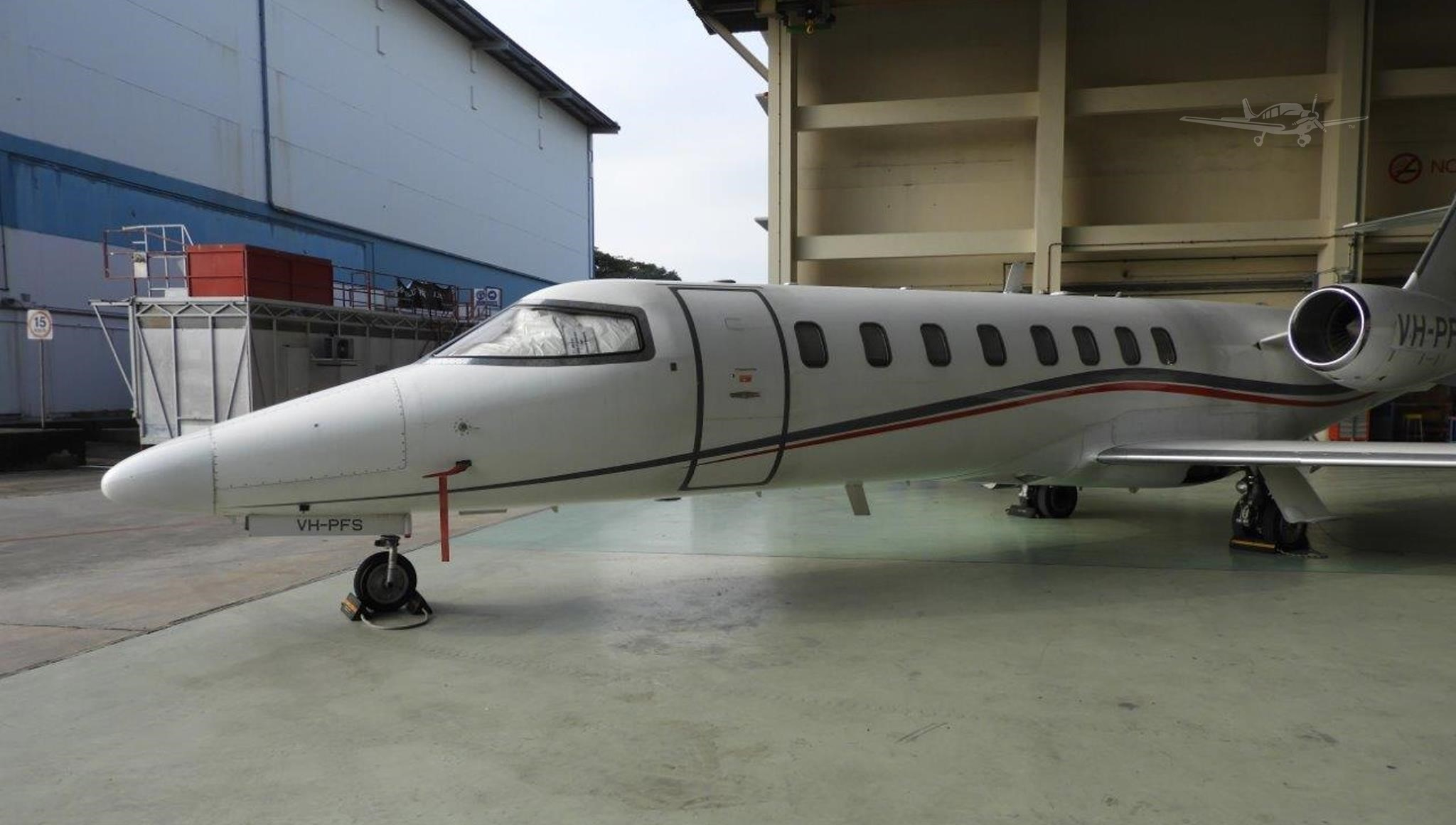 Image of tail N880CH