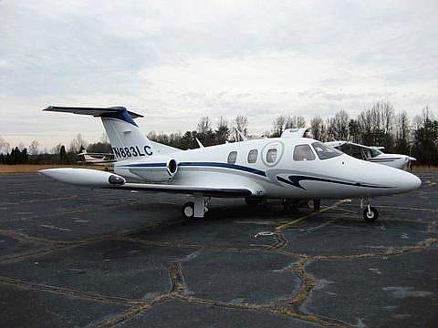 Image of tail N883LC