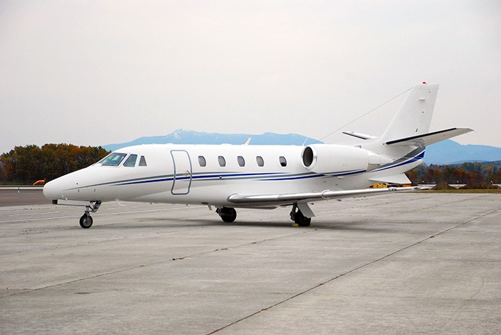 Image of tail N884B