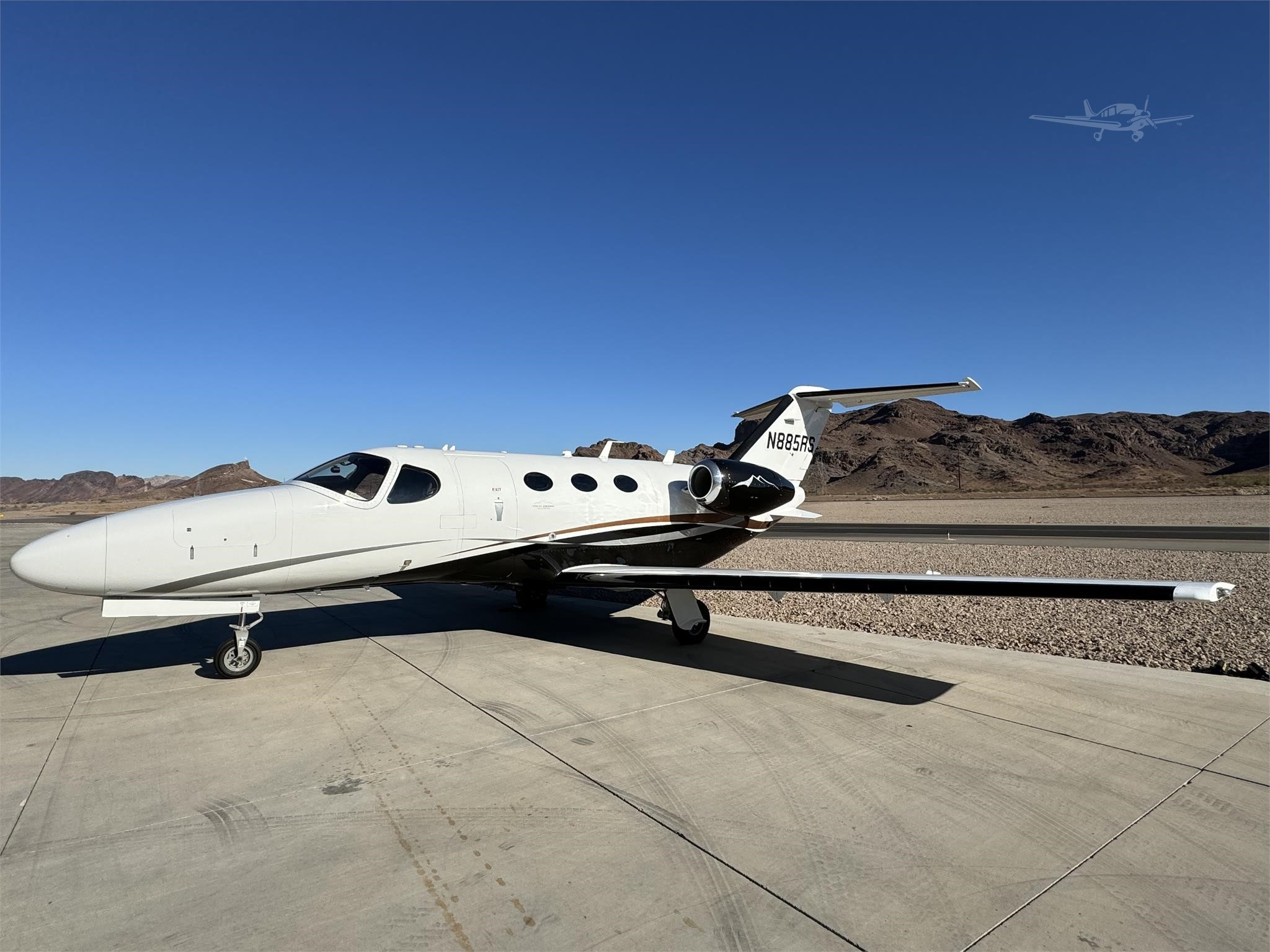 Image of tail N885RS