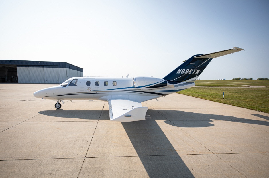 Image of tail N896TW