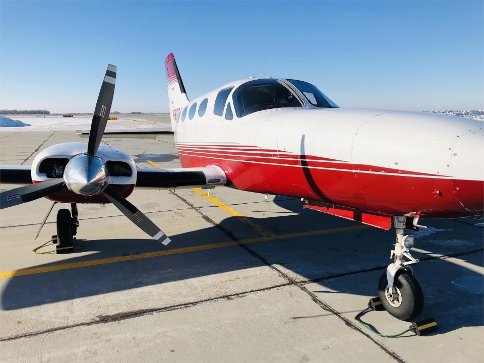 Image of tail N902B