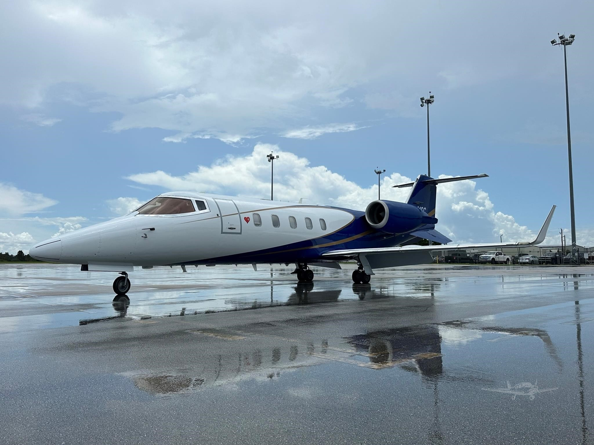 Image of tail N904JC