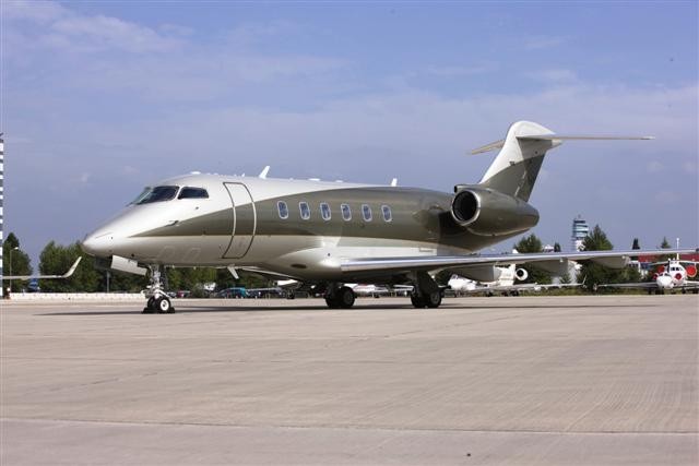 Image of tail N906GB