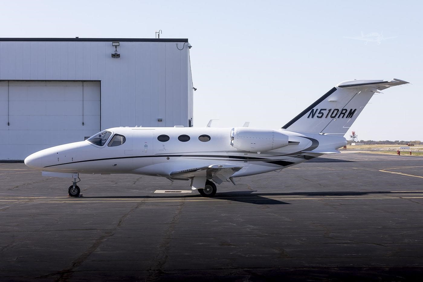 Image of tail N915CF