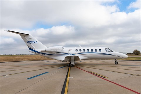 Image of tail N915MC