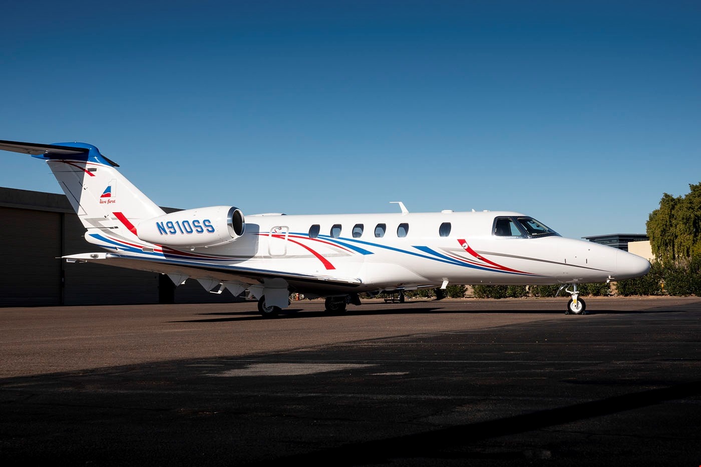 Image of tail N916SS