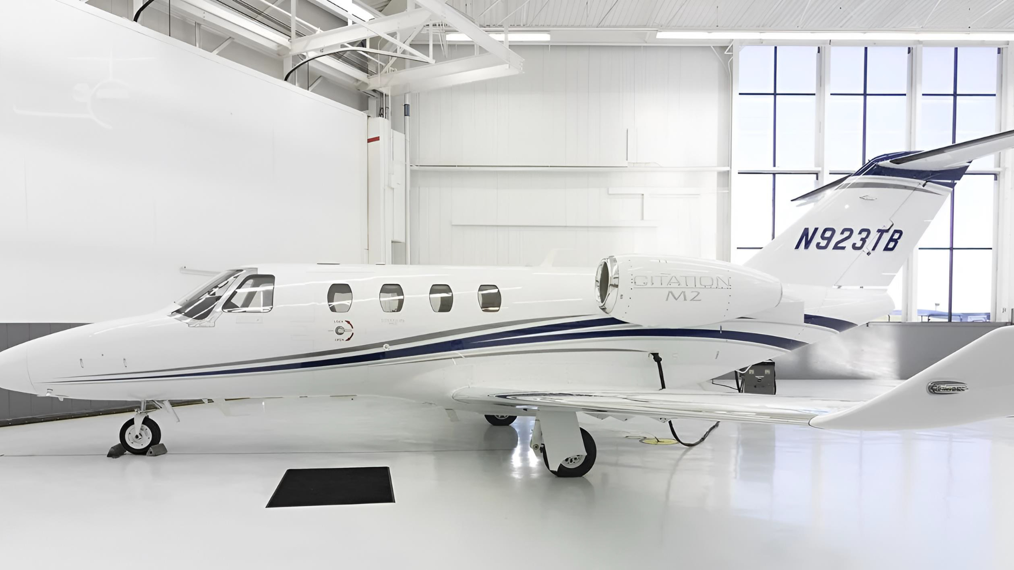 Image of tail N923TB
