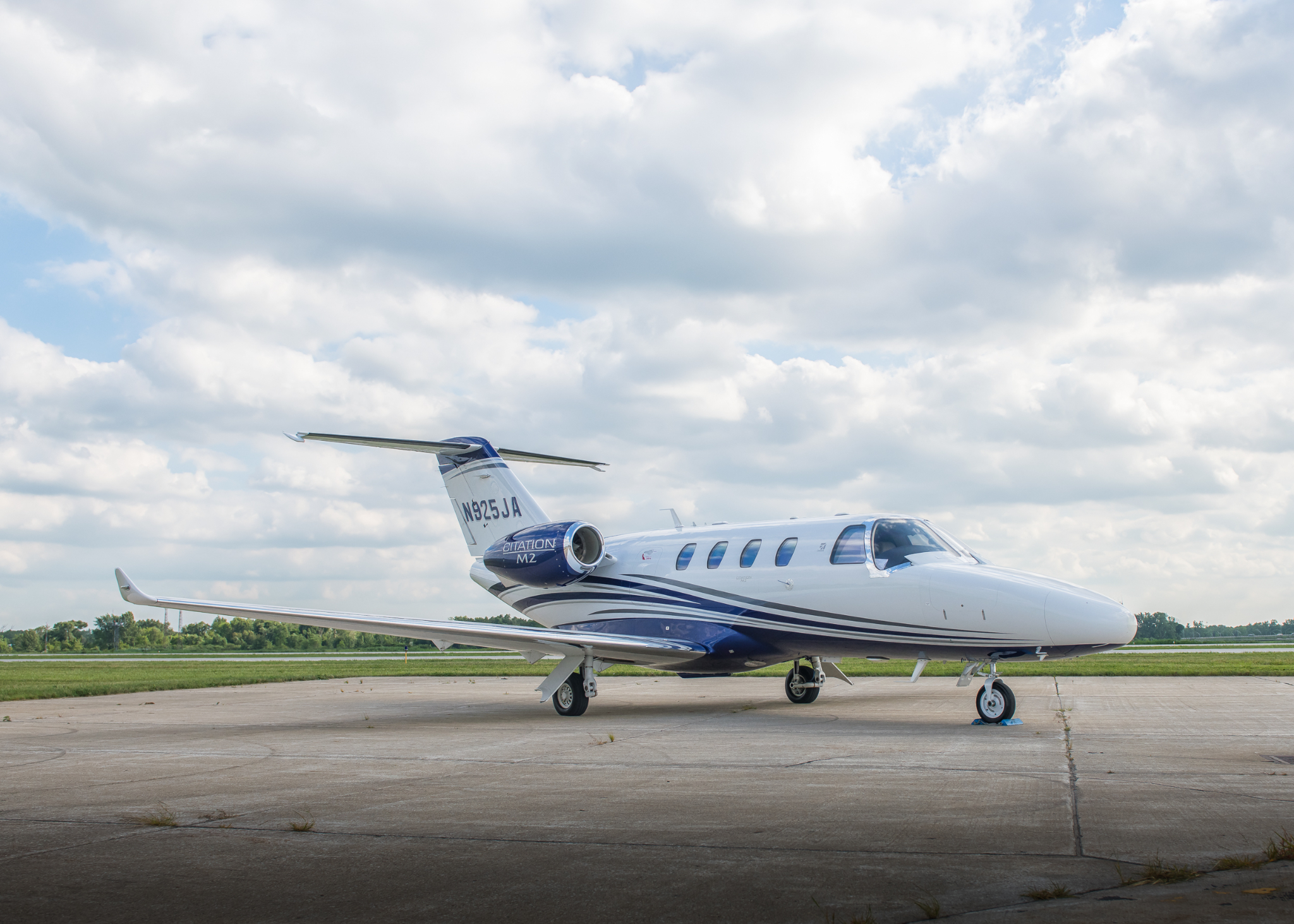 Image of tail N925JA