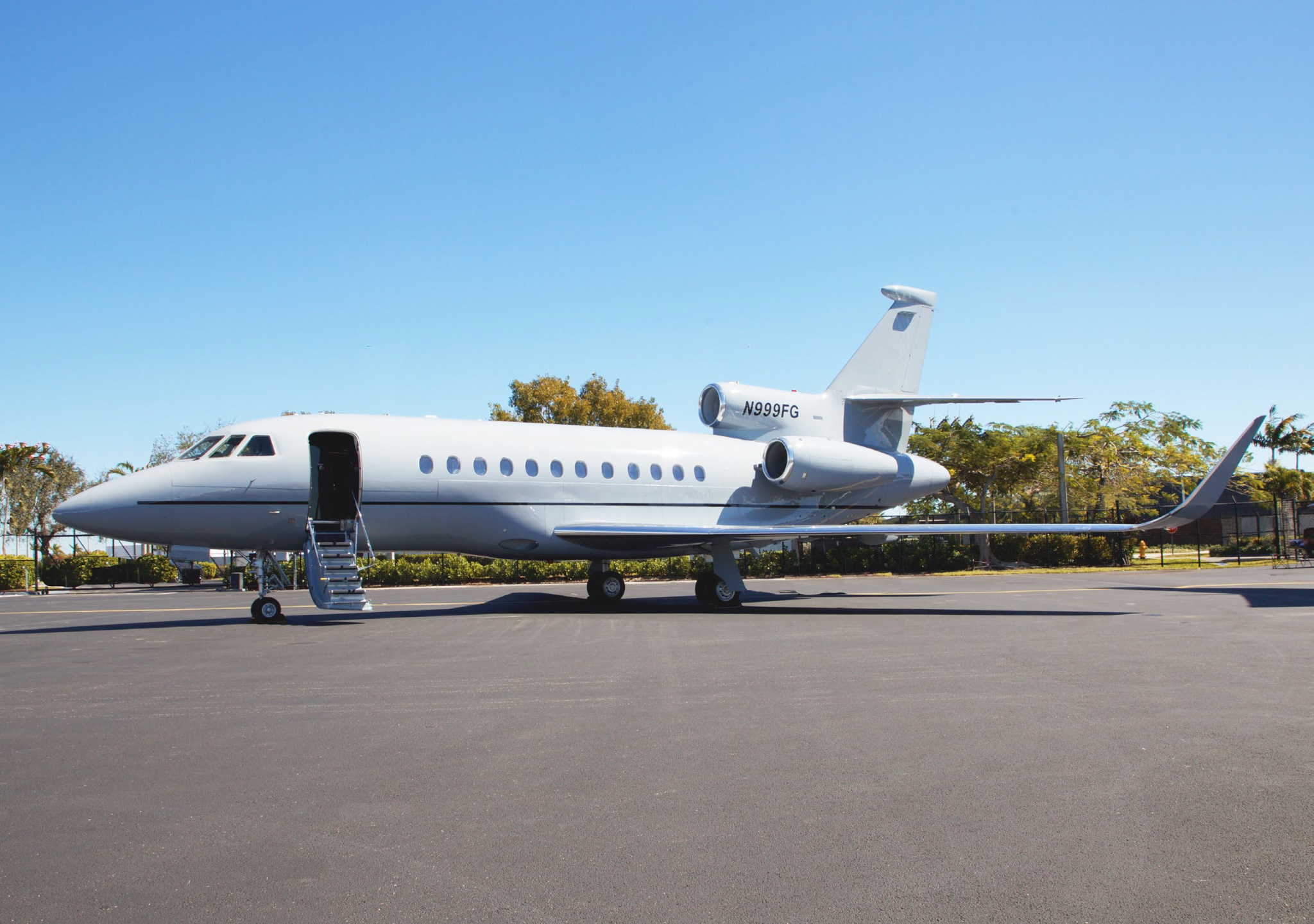Image of tail N927AA