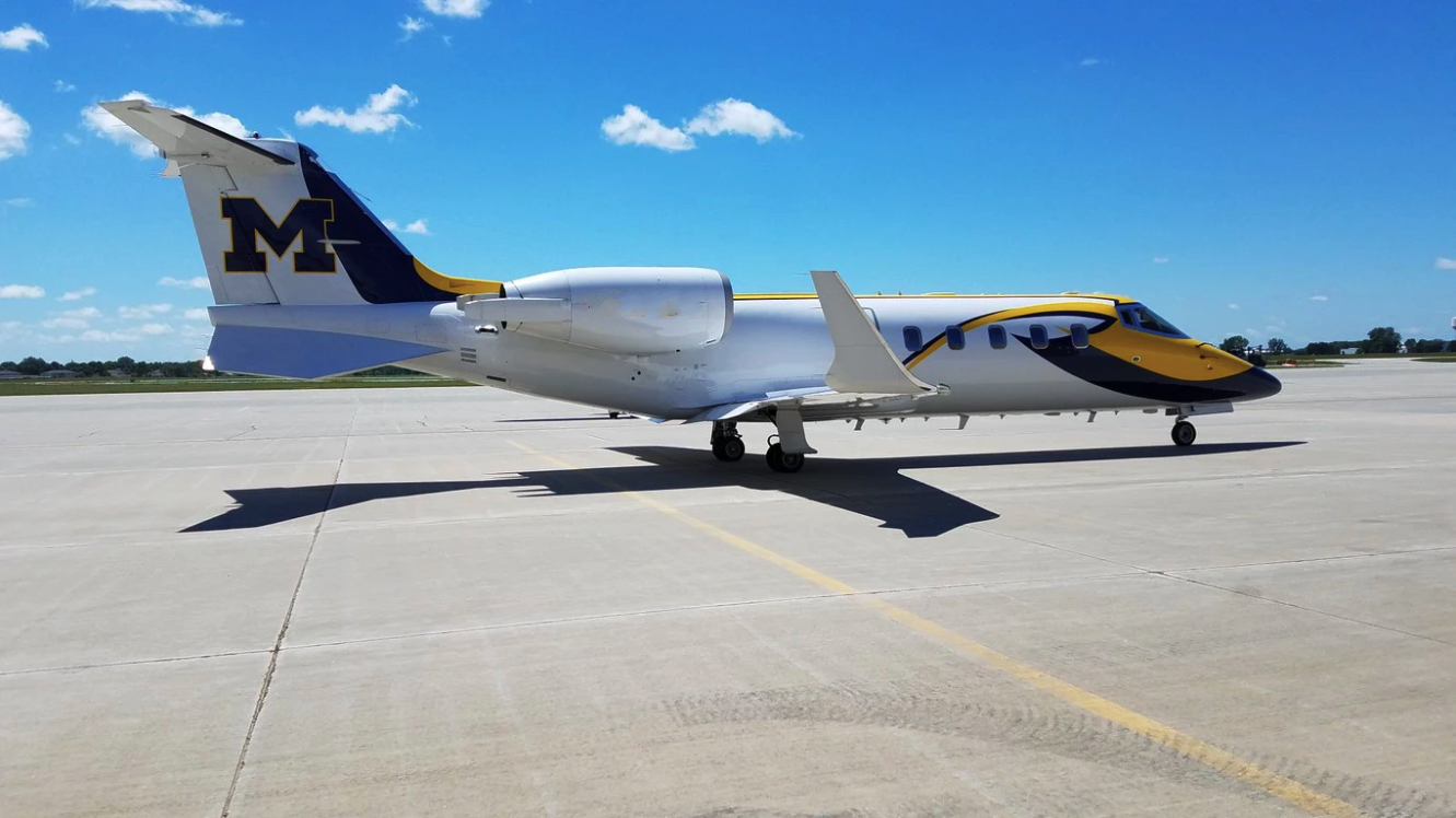 Image of tail N929SR