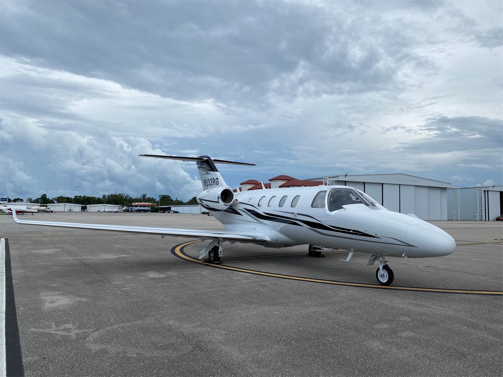 Image of tail N933RG