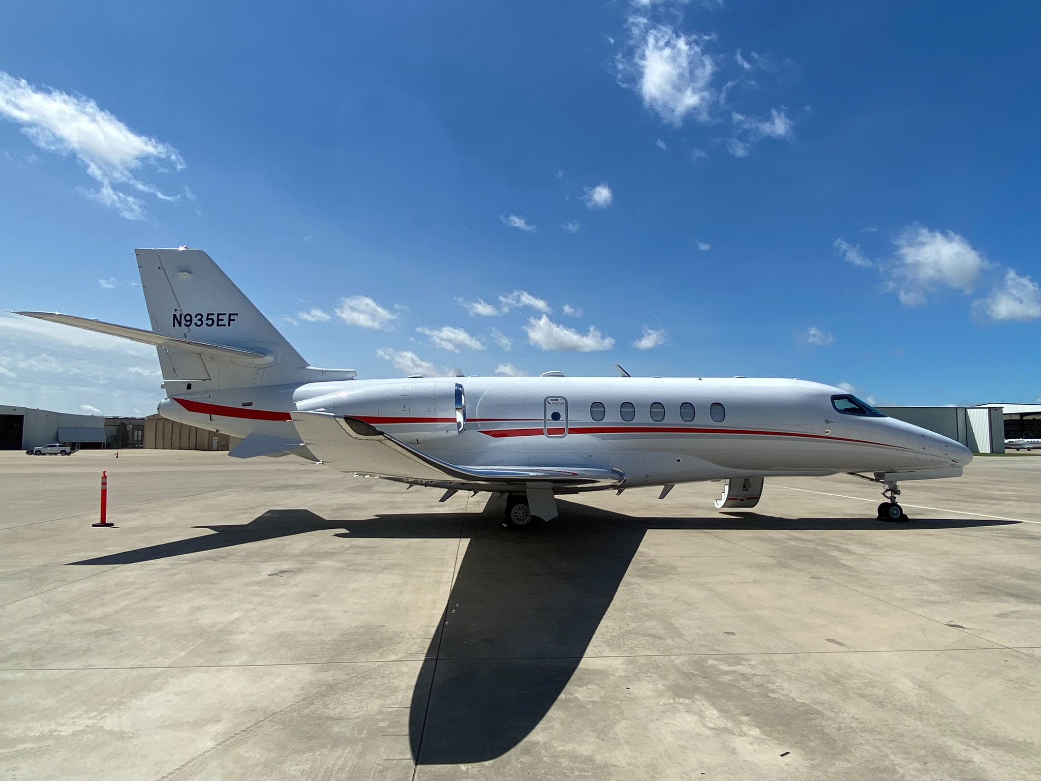 Image of tail N935EF