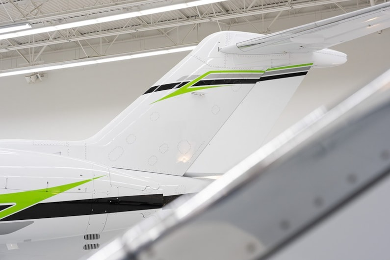 Image of tail N941R