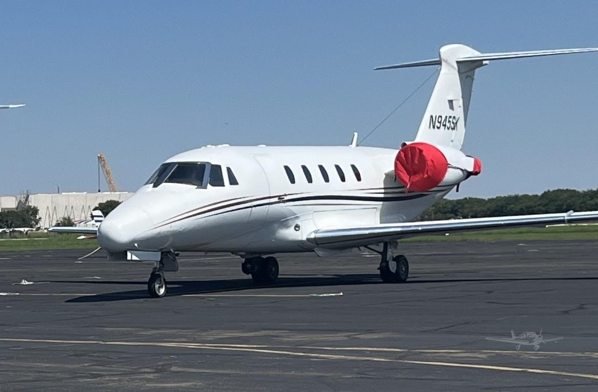 Image of tail N945SK