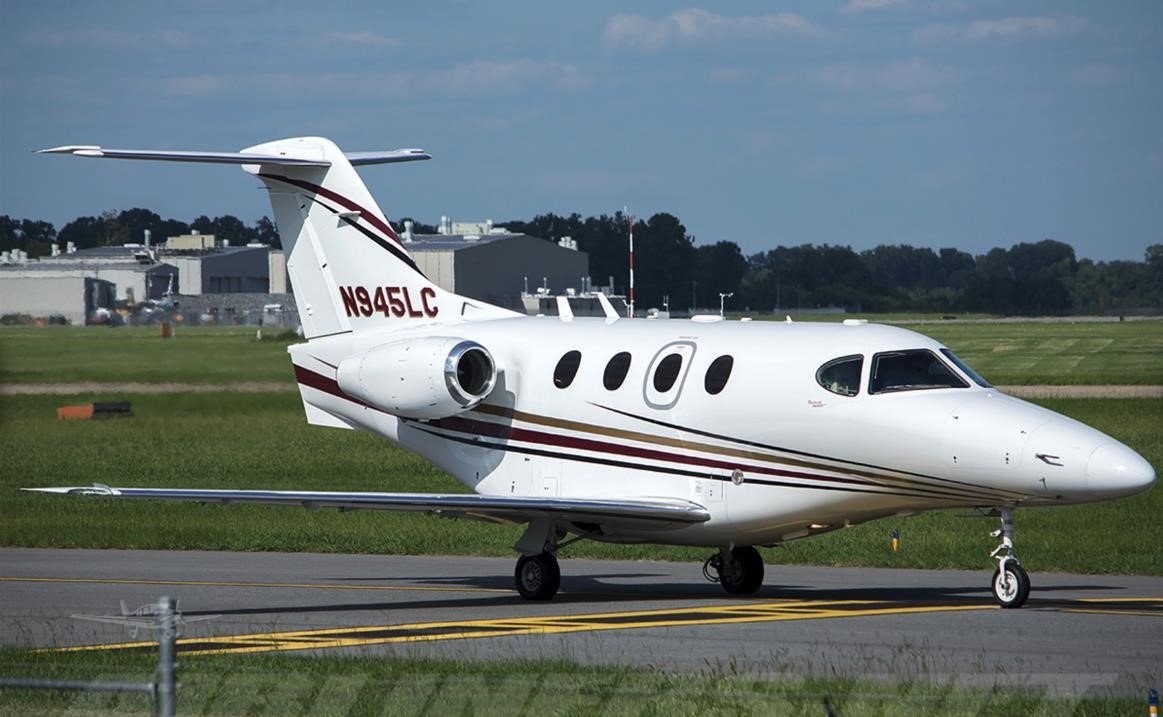 Image of tail N946LC