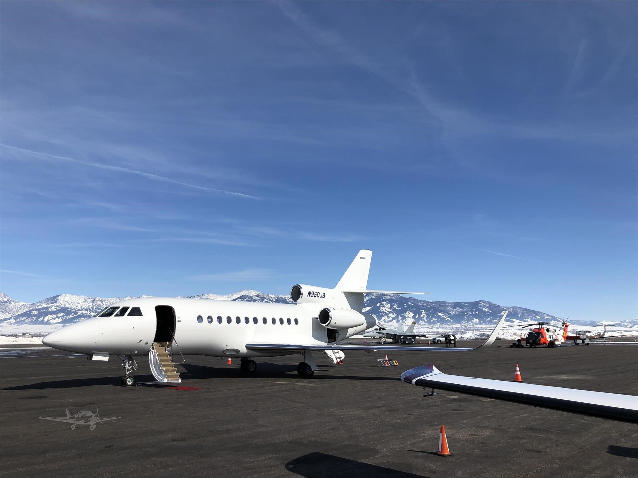 Image of tail N950JB