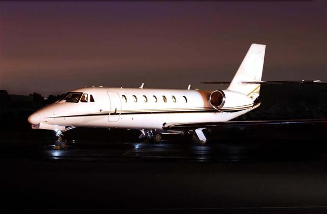 Image of tail N966JM