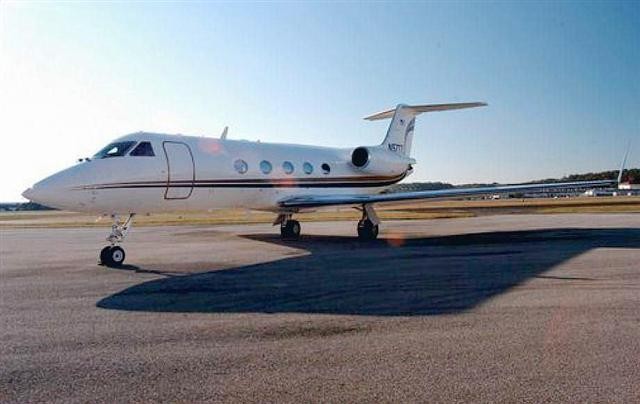 Image of tail N975RG