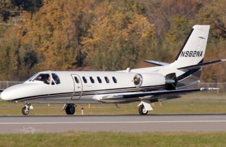 Image of tail N982NA