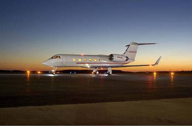Image of tail N984JW