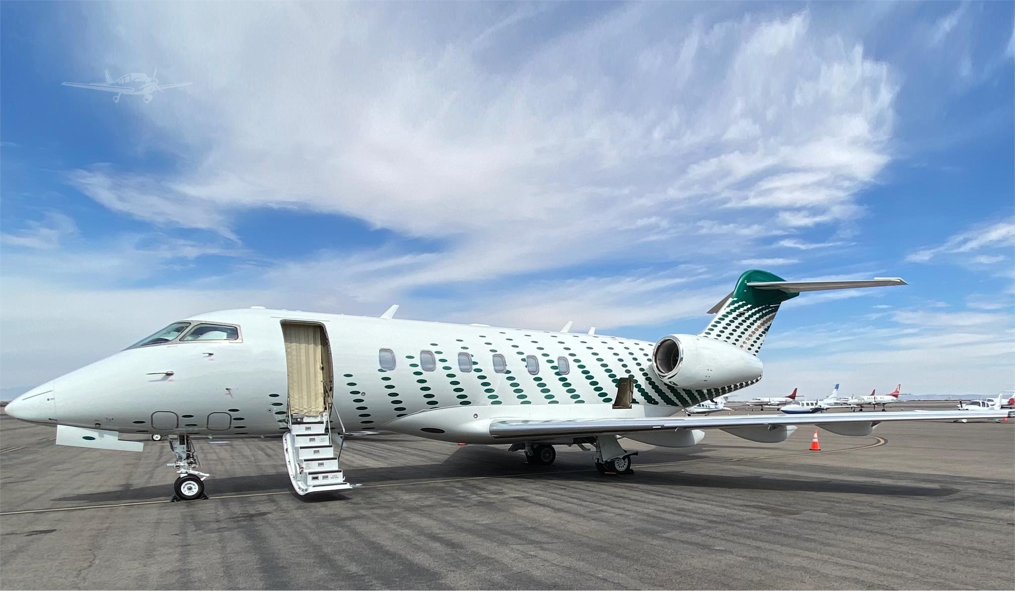 Image of tail N988RT