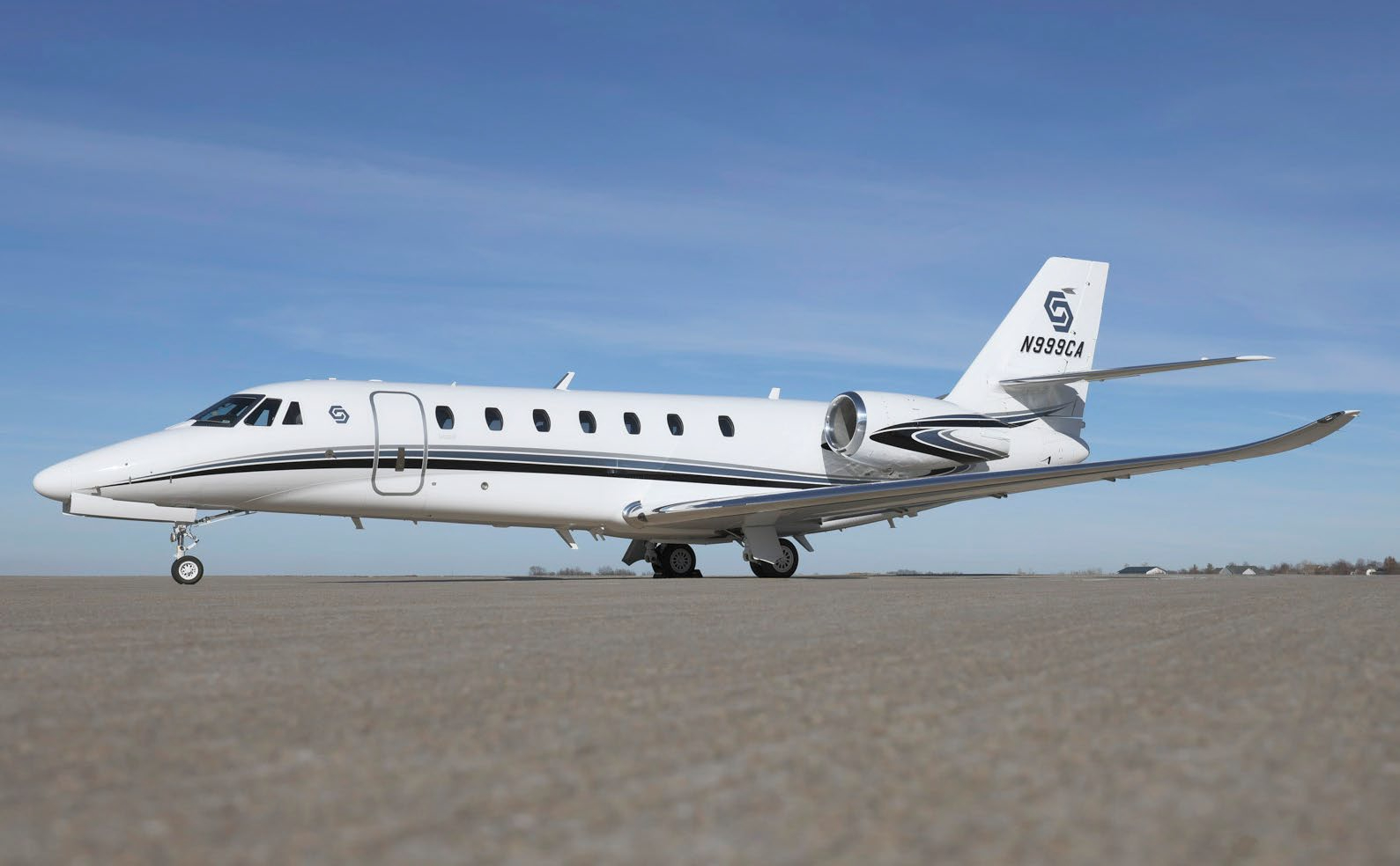 Image of tail N999CA