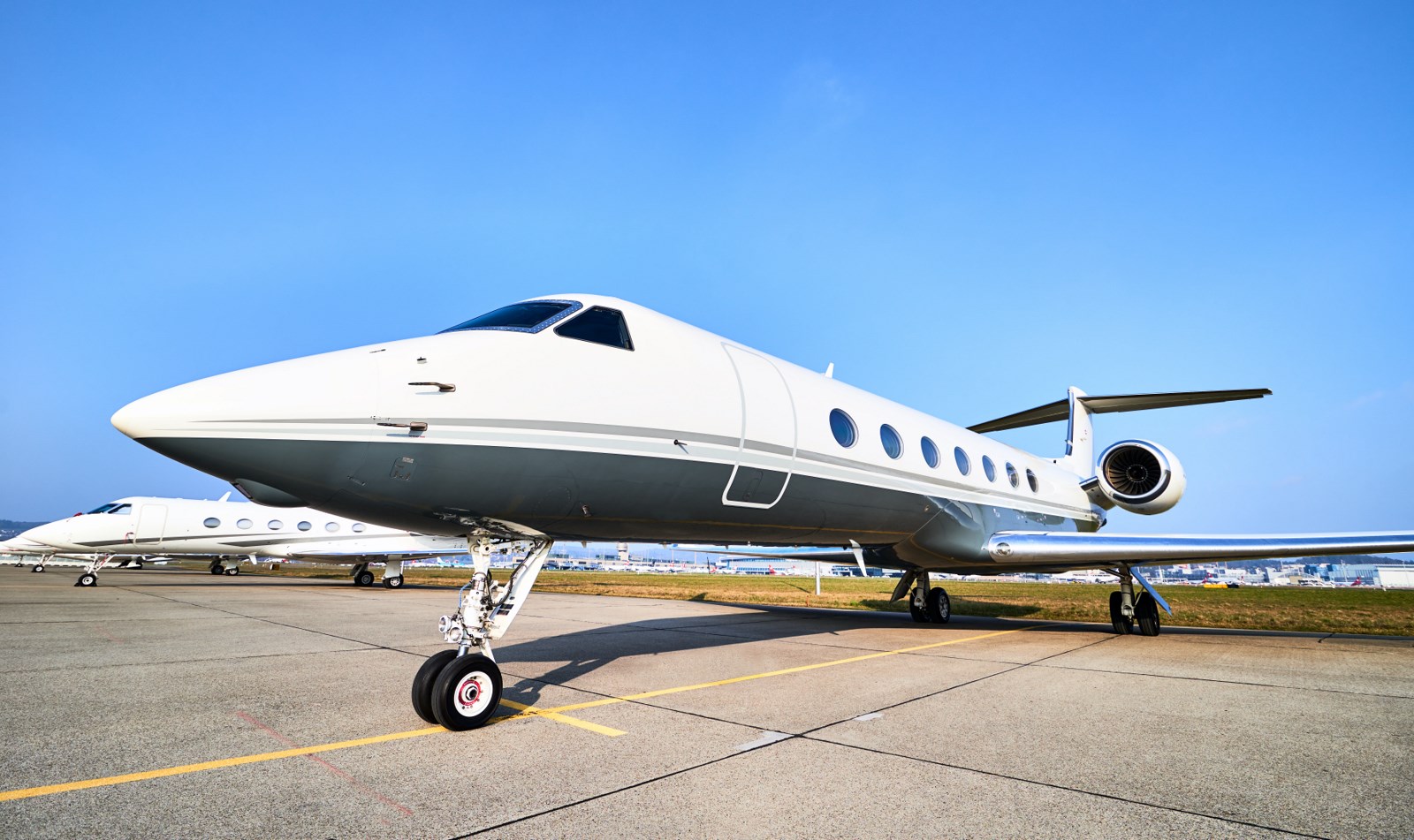 Image of tail OE-IPE