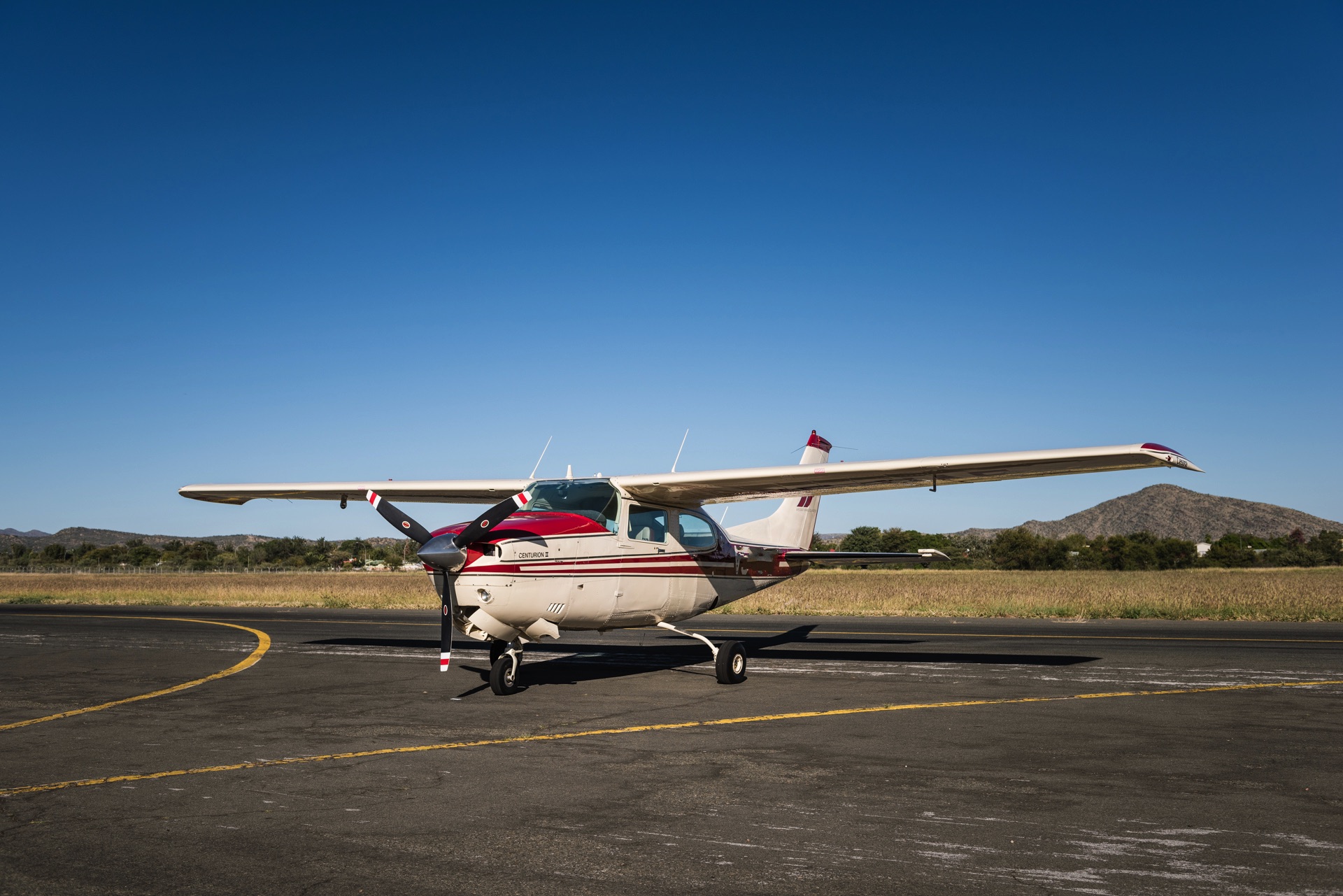 Image of tail V5-WAF