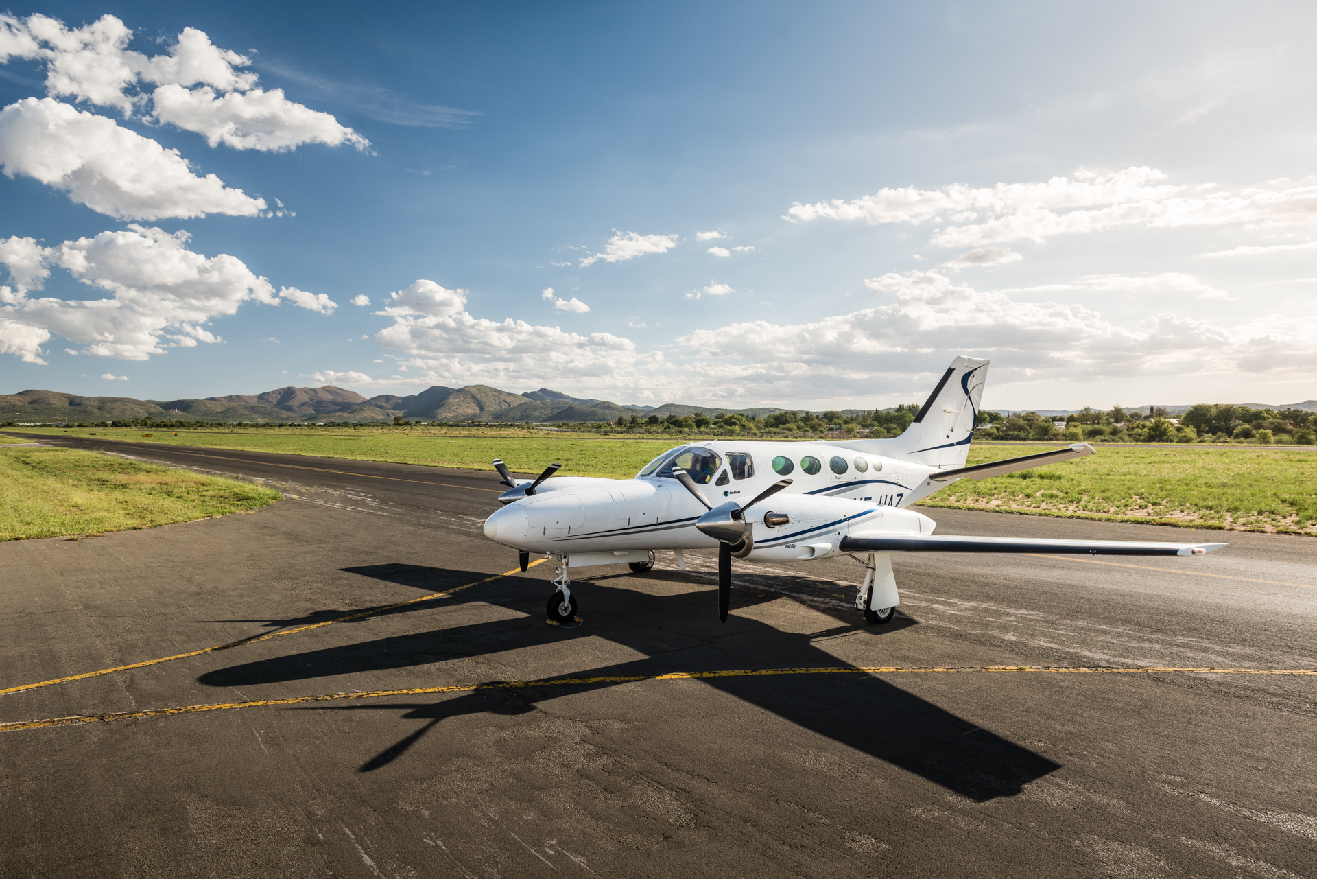 Image of tail V5-WAZ