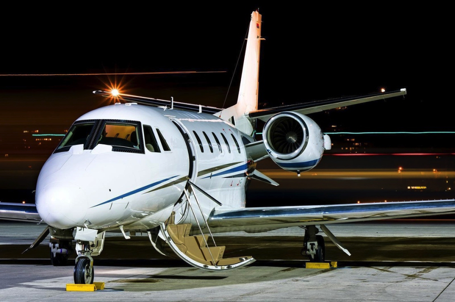 Image of tail YU-SPB