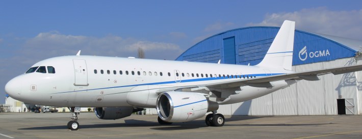 Image of tail f